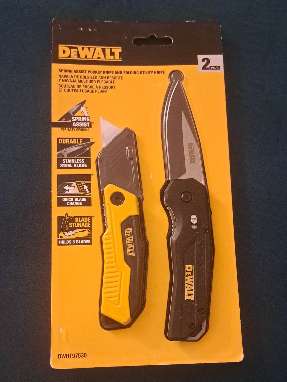 DEWALT Yellow & Black Utility Knife Duo - 2 Piece Set